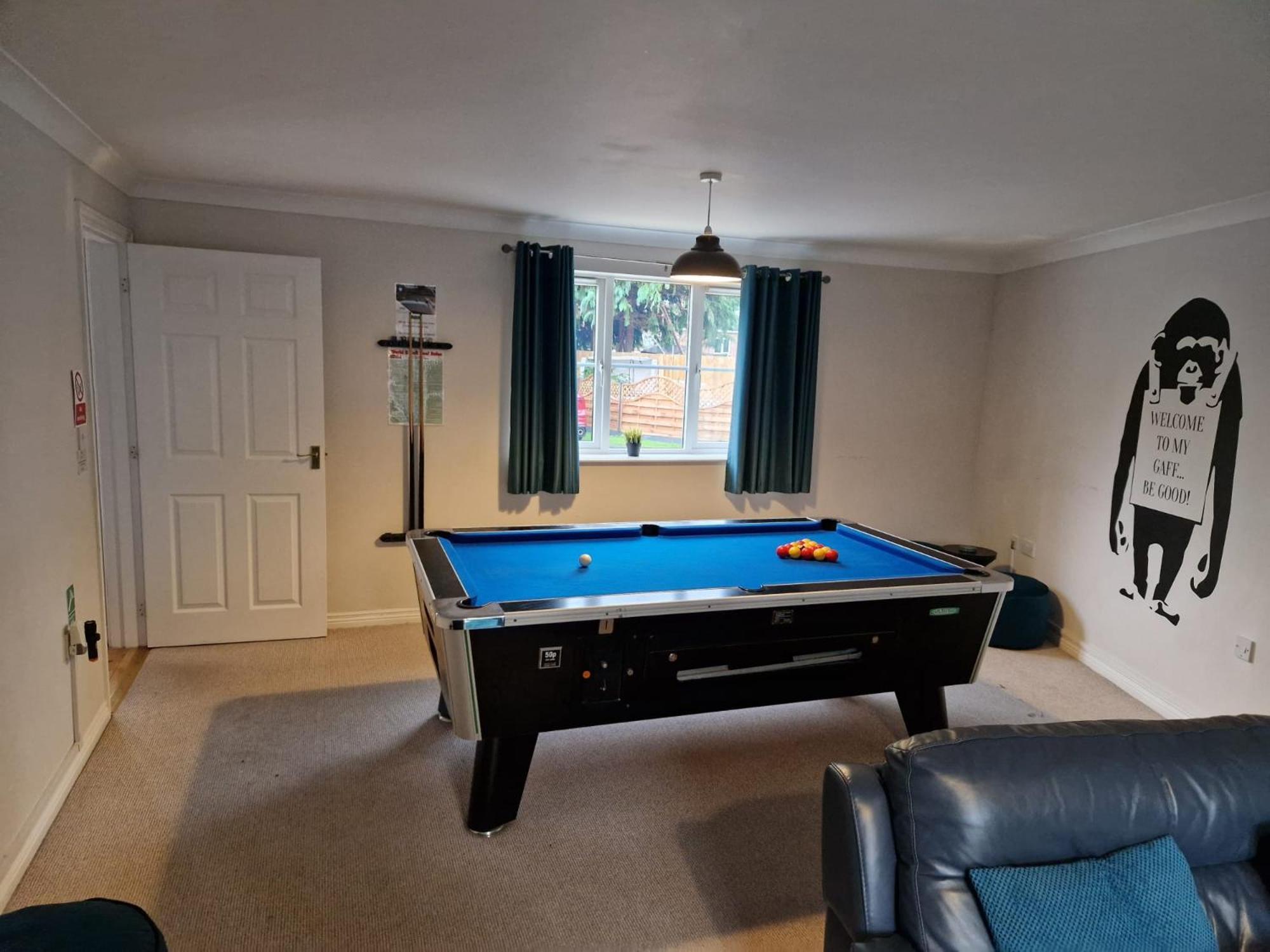 Hereford - Finch House - Modern 4 Bedroom House Located In South Hereford, Dog Friendly With Nearby Countryside, Pool Table, Sleeps Up To 10 Guests - Hosted By Rentmyhouse Dış mekan fotoğraf
