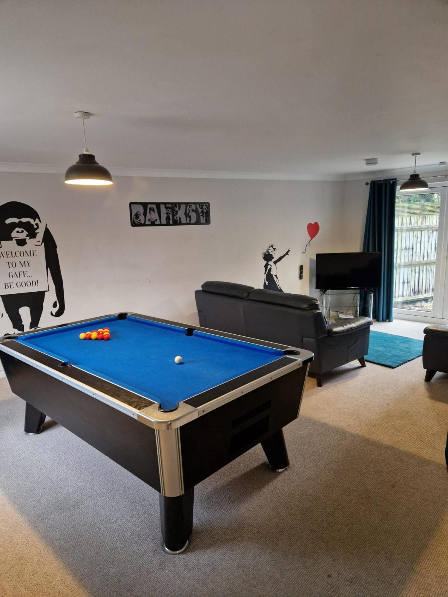 Hereford - Finch House - Modern 4 Bedroom House Located In South Hereford, Dog Friendly With Nearby Countryside, Pool Table, Sleeps Up To 10 Guests - Hosted By Rentmyhouse Dış mekan fotoğraf